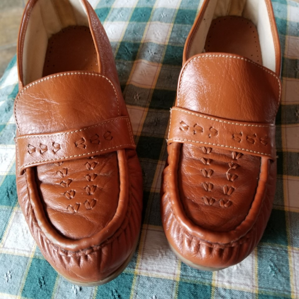 SAS Saddle Tan Women's Loafers - Slight Wedge 7M